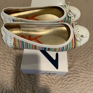 Anne Klein White Slip Ons Shoes EUC